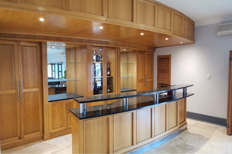 5 Bedroom Property for Sale in Bluewater Bay Eastern Cape